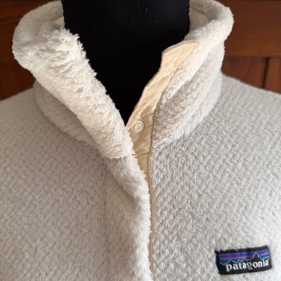 Patagonia Women's Re-Tool Snap-T® Pullover in Raw Linen - White X-Dye Size Large - Picture 6 of 10